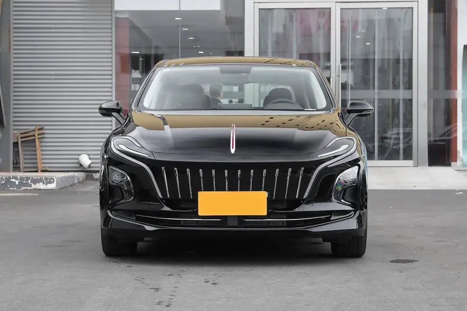 Hongqi e qm5. Hongqi e-qm5 at, 2022,.